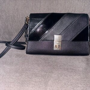 Aldo Black Shoulder Bag Sleek Professional Design